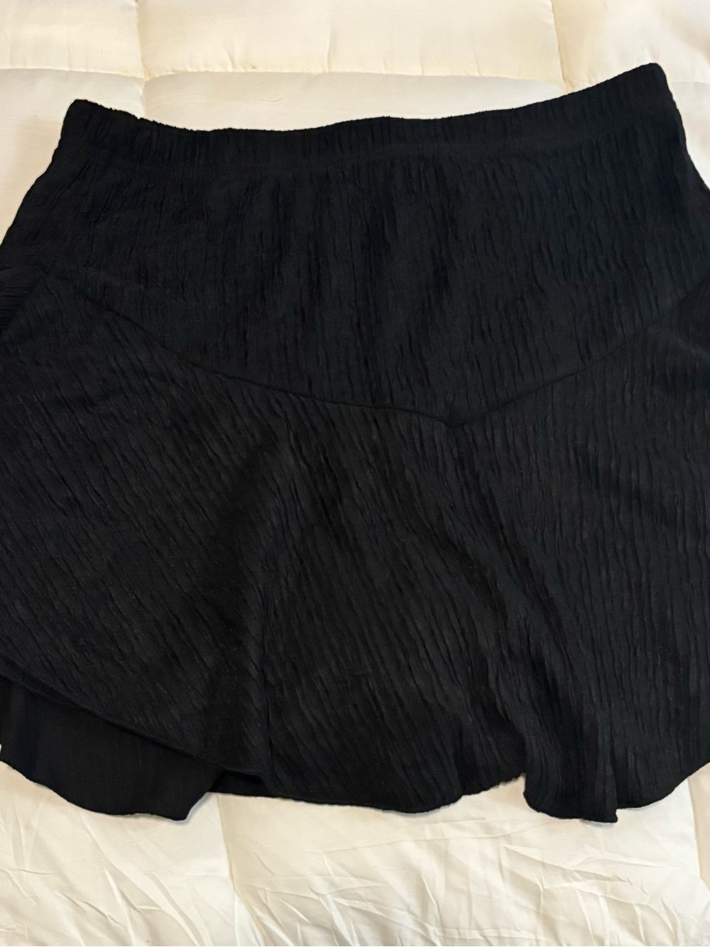 Women’s Black Textured Elastic-Waist Skorts- Skirt with shorts underneath